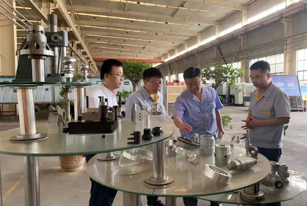 【集團(tuán)資訊】馬旭耀董事長(zhǎng)調(diào)研零件公司、關(guān)中工具公司